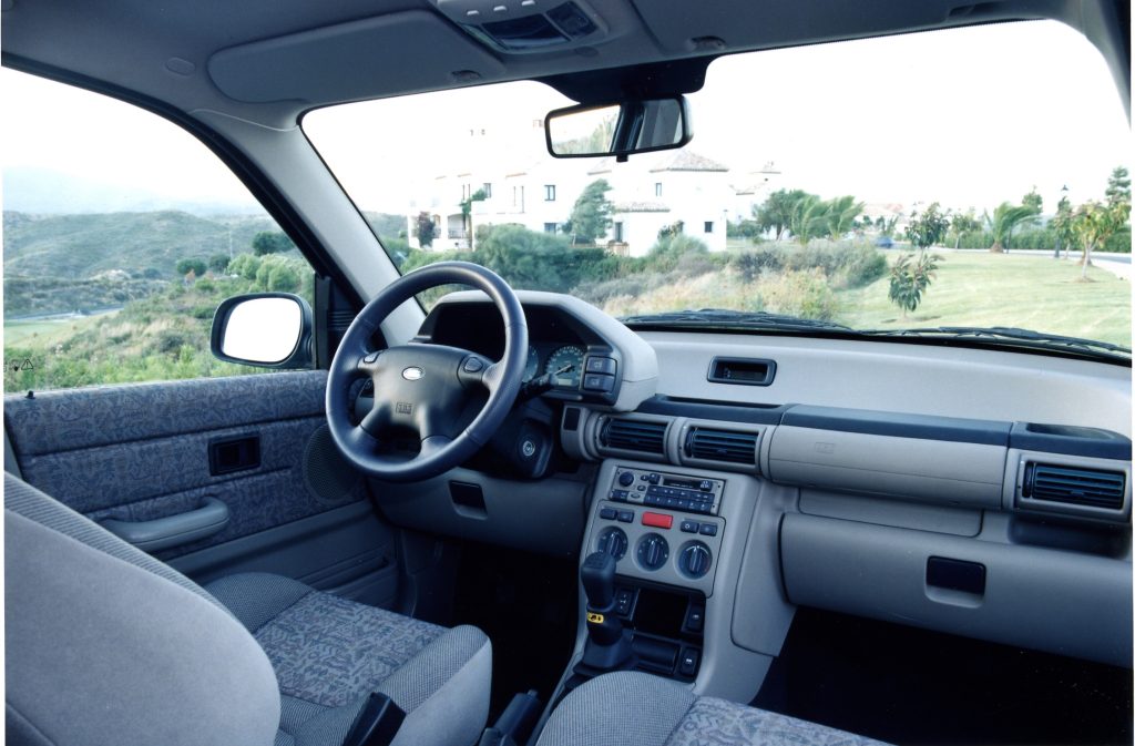 Land Rover Freelander interior