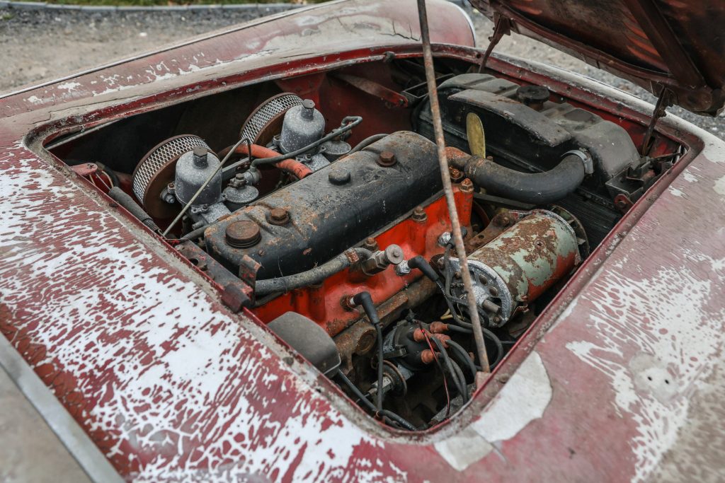 Austin-Healey 100 4 Le Mans engine