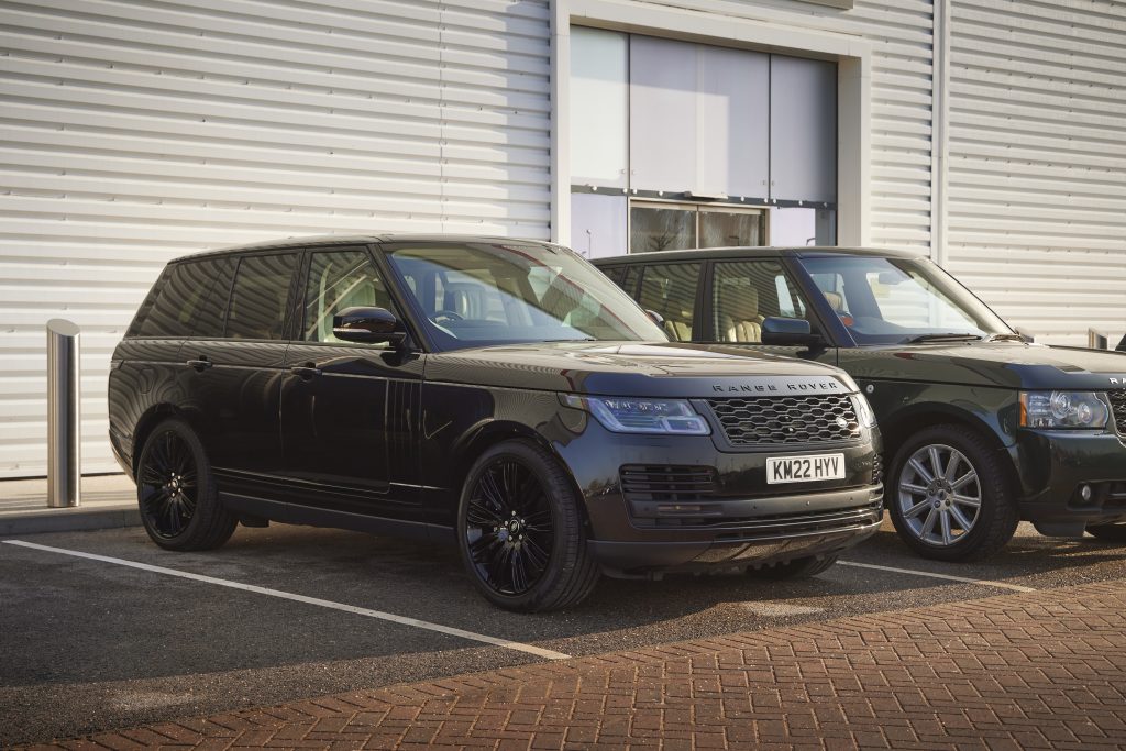 Review: 2022 Range Rover SE LWB - Hagerty Media