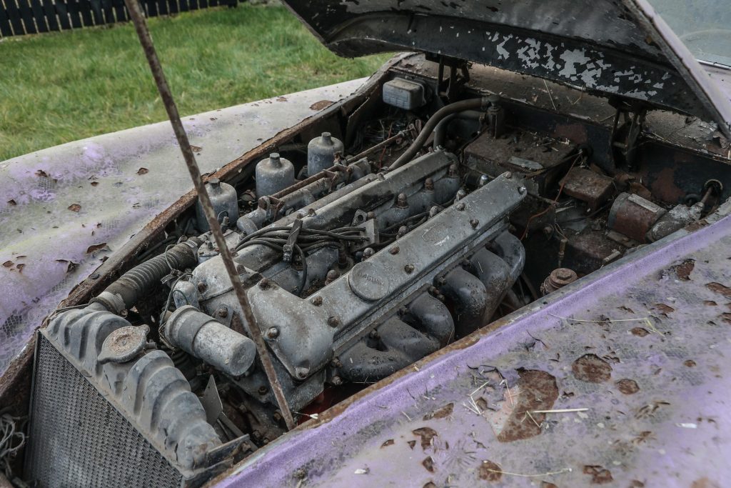 Jaguar XK140 engine