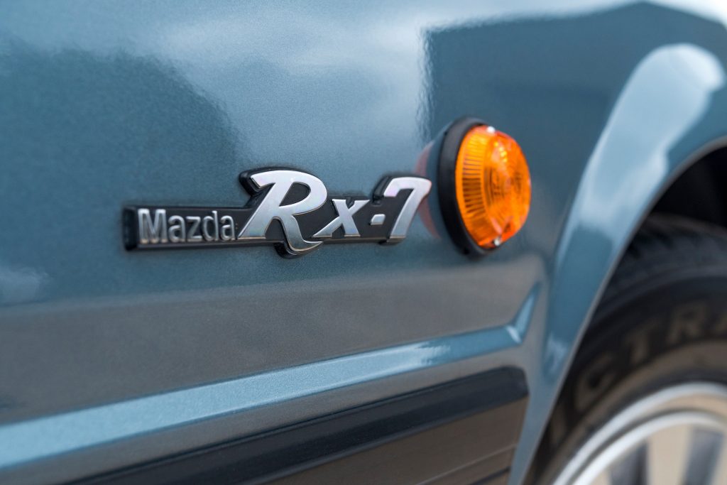 Mazda RX-7 FB badge