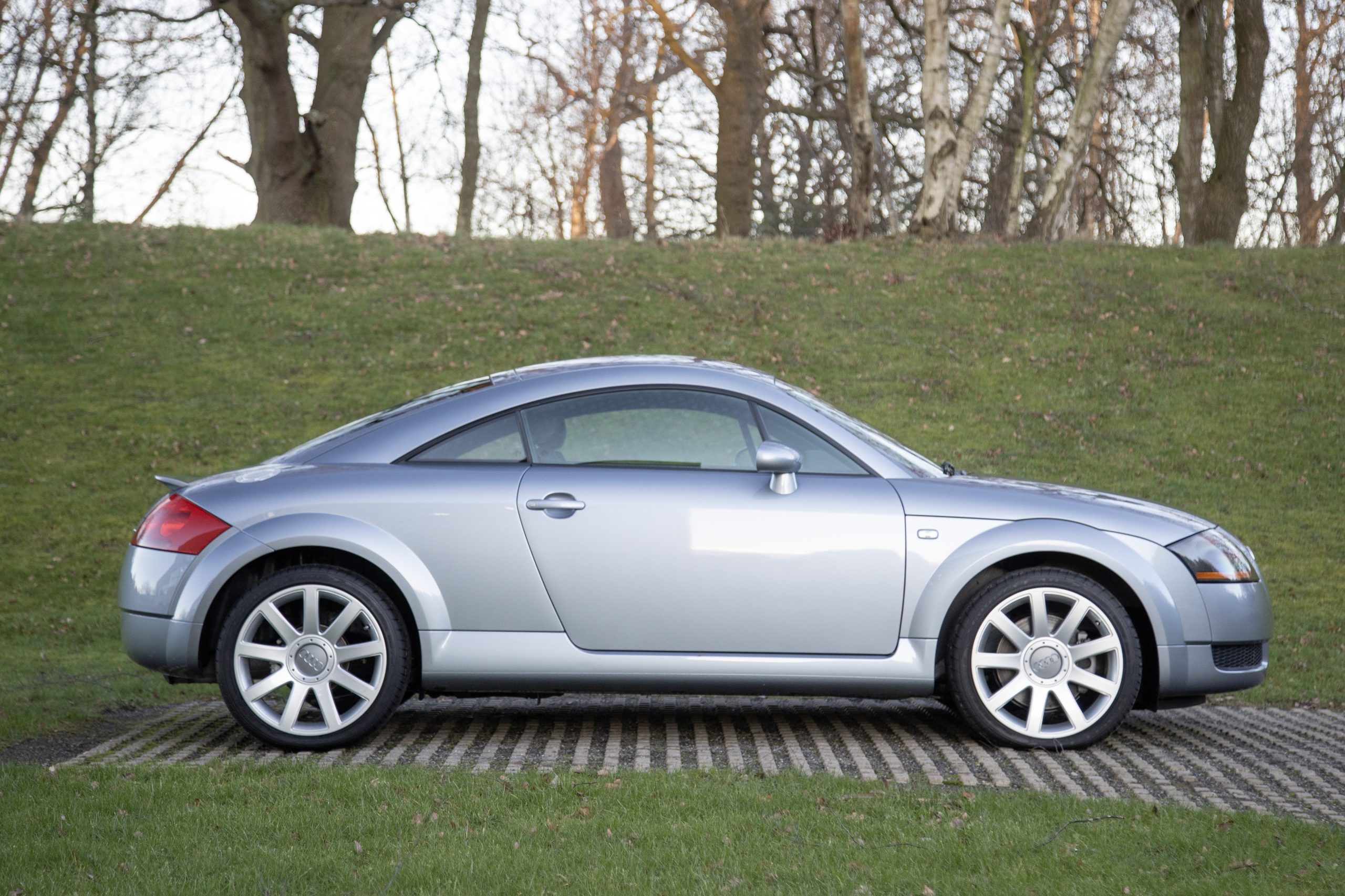 Say hello and wave goodbye with this 535-mile Audi TT Mk1