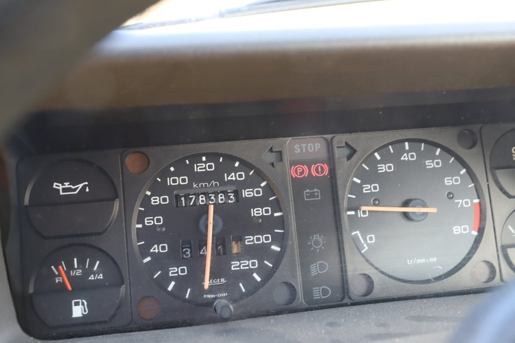Peugeot 205 Rallye dials