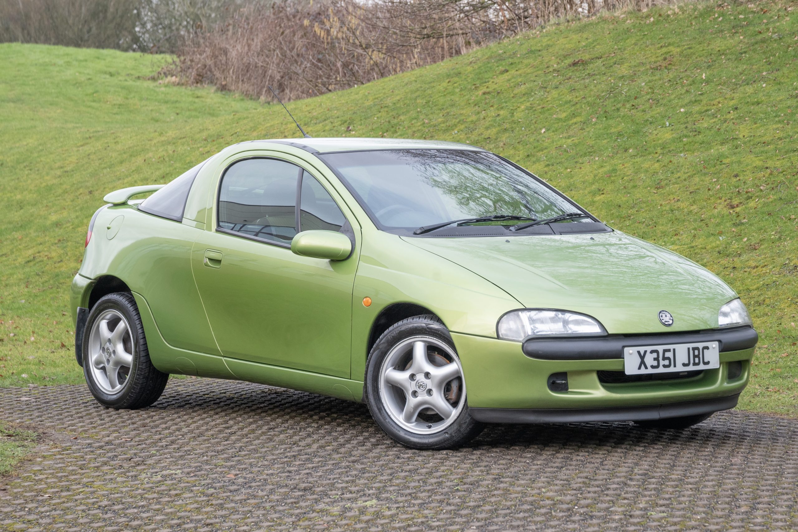Fancy getting your claws on this Vauxhall Tigra?