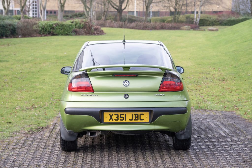 Vauxhall Tigra rear