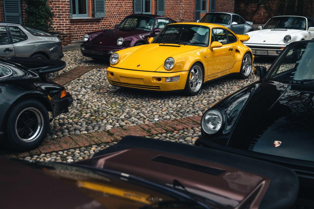 Porsche 911 964 Turbo sold at auction for €1m