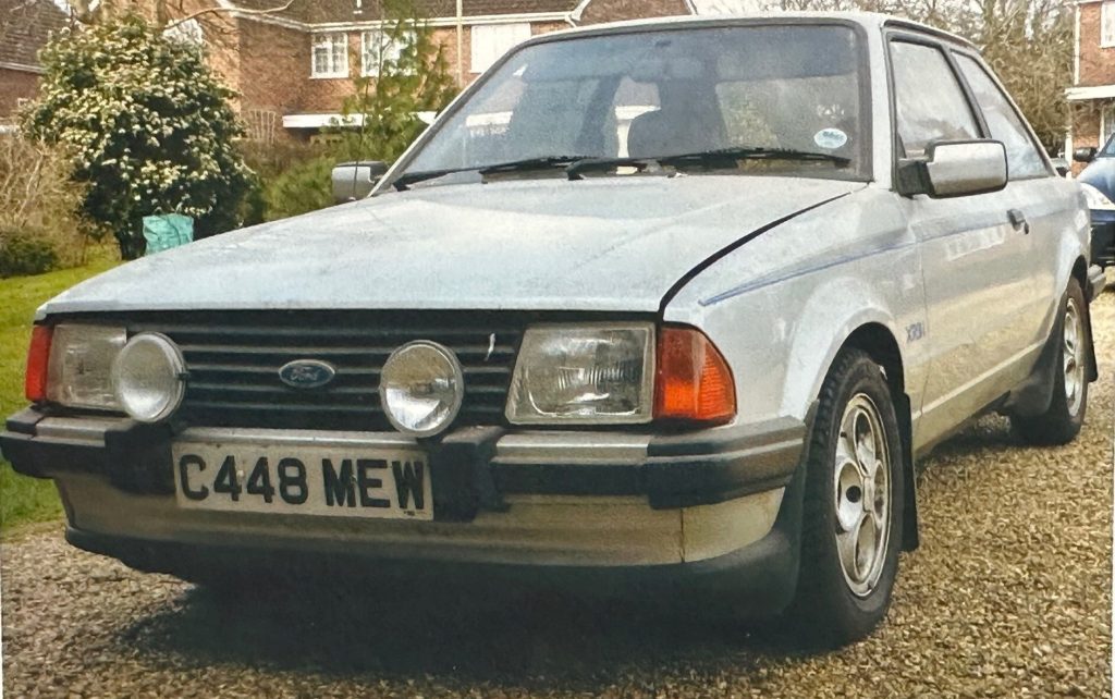 Ford Escort XR3i project