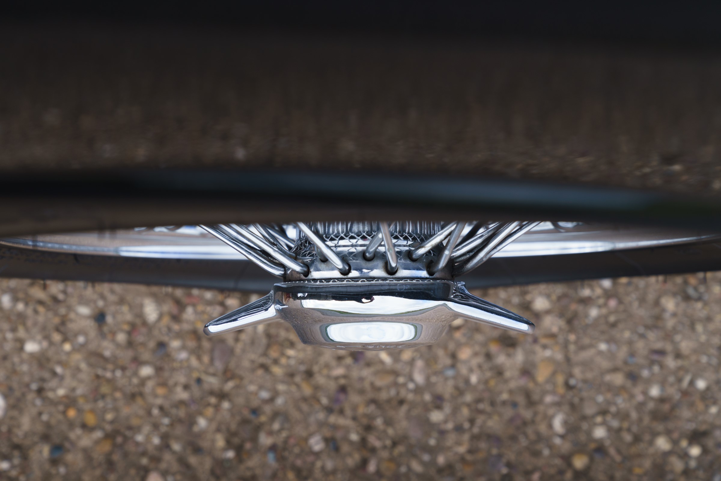 Vicarage Jaguar MkII drophead Noel Gallagher wheel