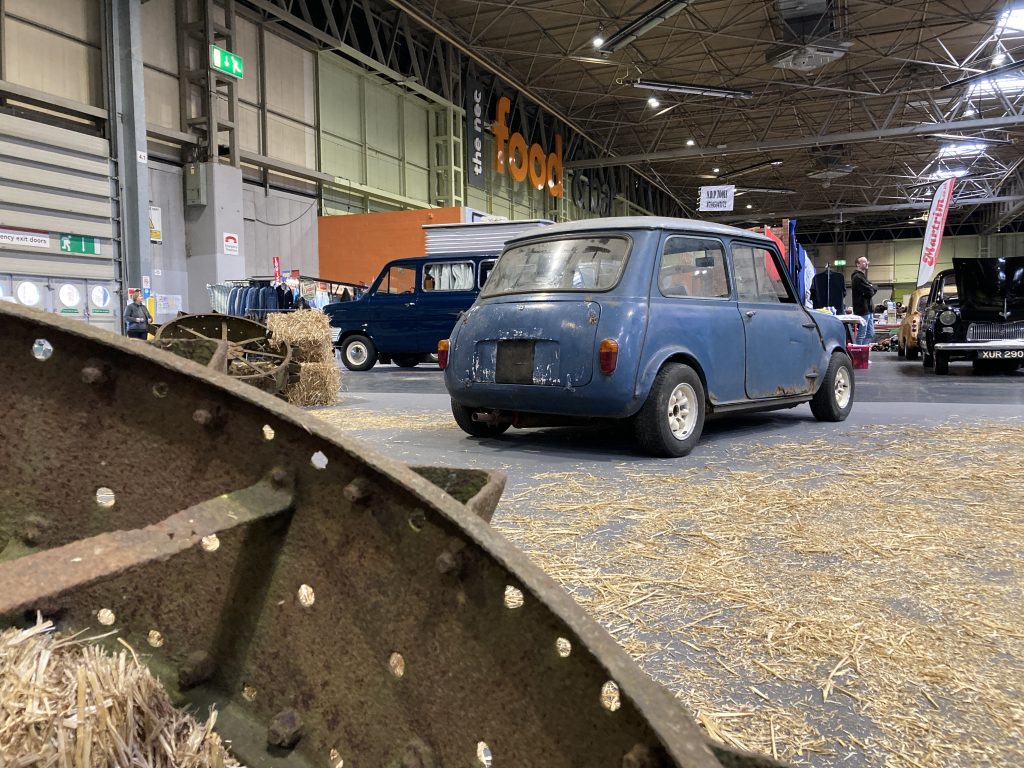 Mini 850 barn find