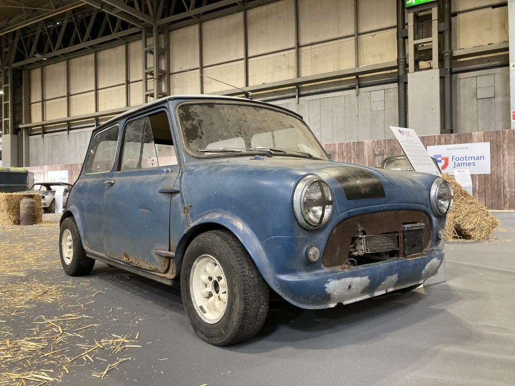 Mini 850 barn find