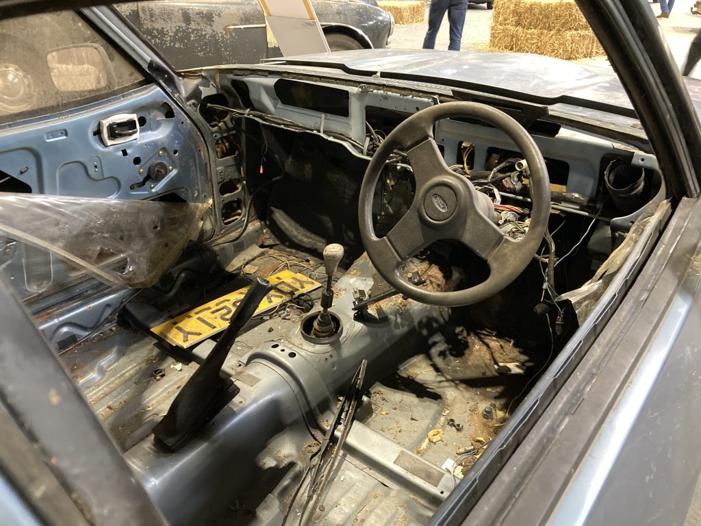 Ford Capri Calypso barn find interior