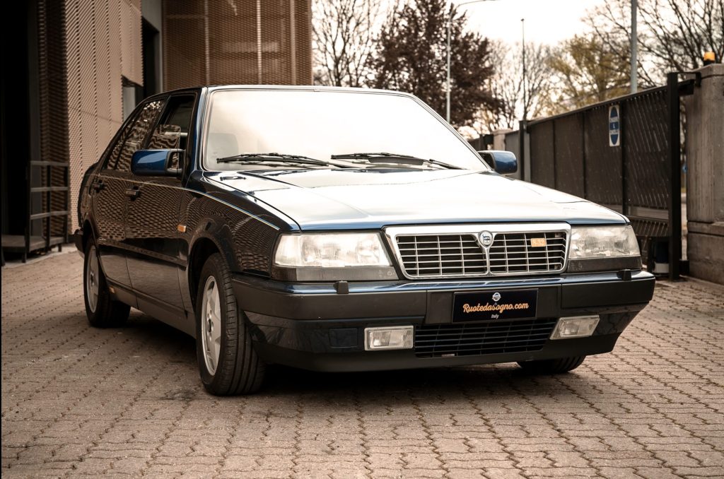 Lancia Thema 8.32
