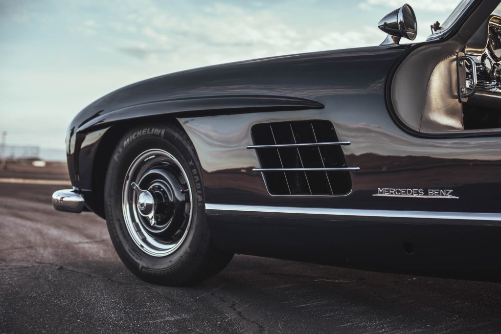 Mercedes 300 SL Gullwing drive