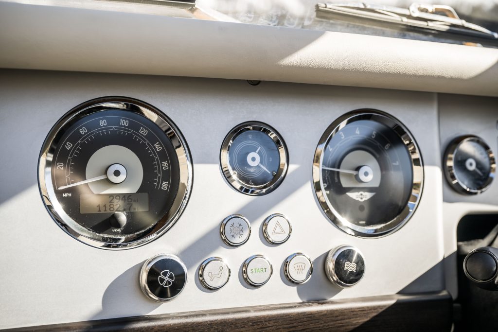 Morgan Plus Four BMW interior