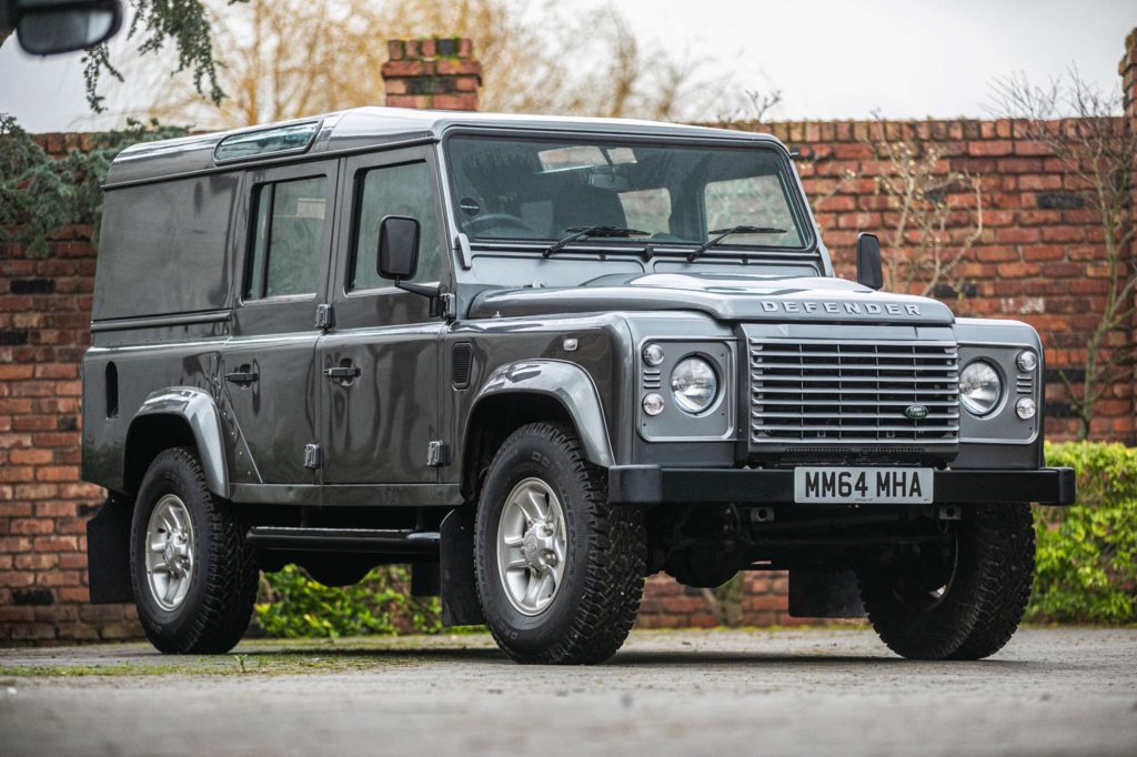 Land Rover Defender