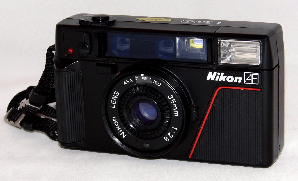 Nikon L35AF Giugiaro camera