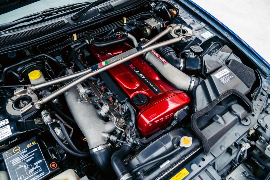 Fast & Furious Nissan Skyline R34 GT-R engine