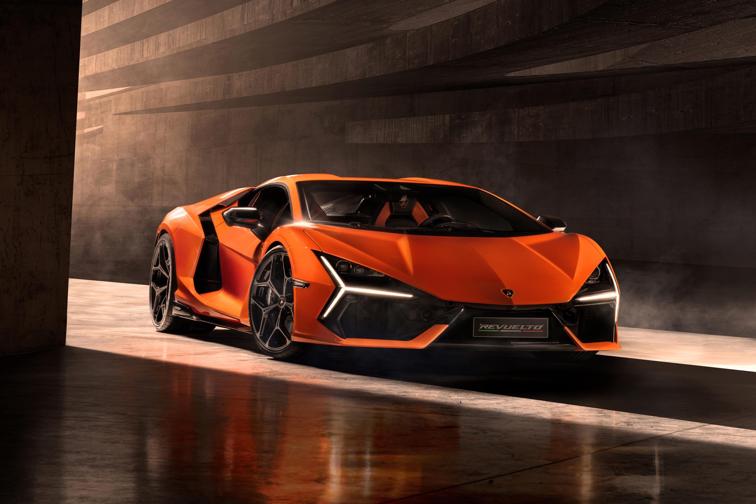 Lamborghini Revuelto: Aventador heir is a 1001bhp V12 plug-in