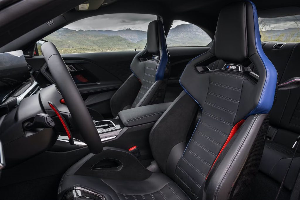 2023 BMW M2 seats