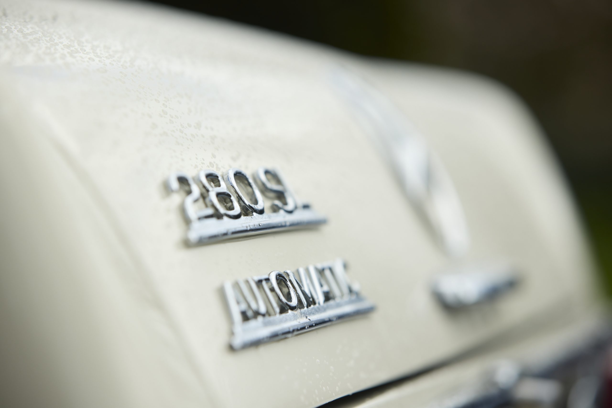 Mercedes SL Pagoda 280 badge