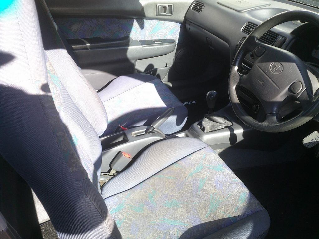 Toyota Paseo interior