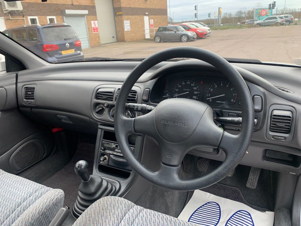 1993 Subaru Impreza interior