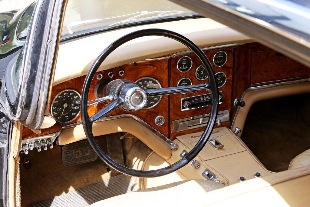 Facel Vega Excellence interior