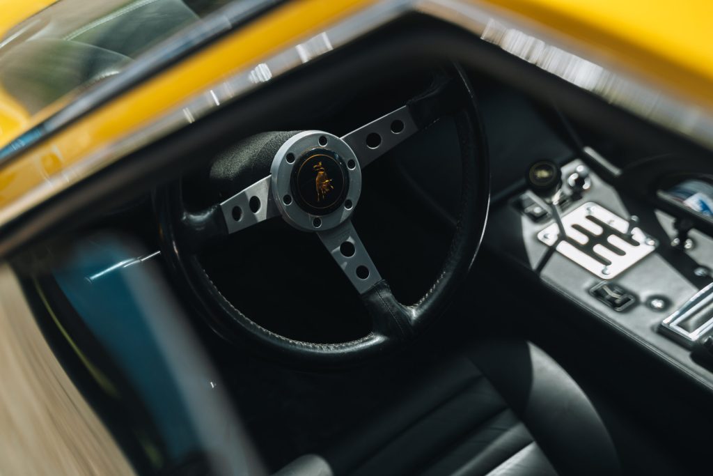 Lamborghini Miura SV 6