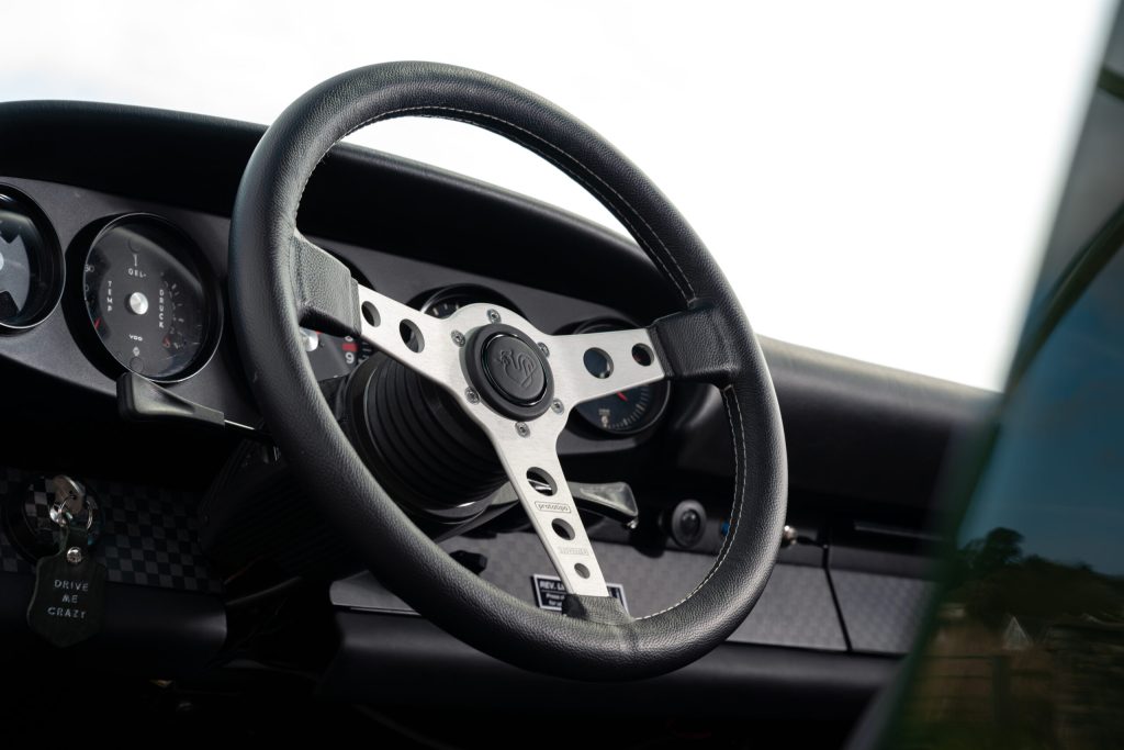 Kamm-912C steering wheel