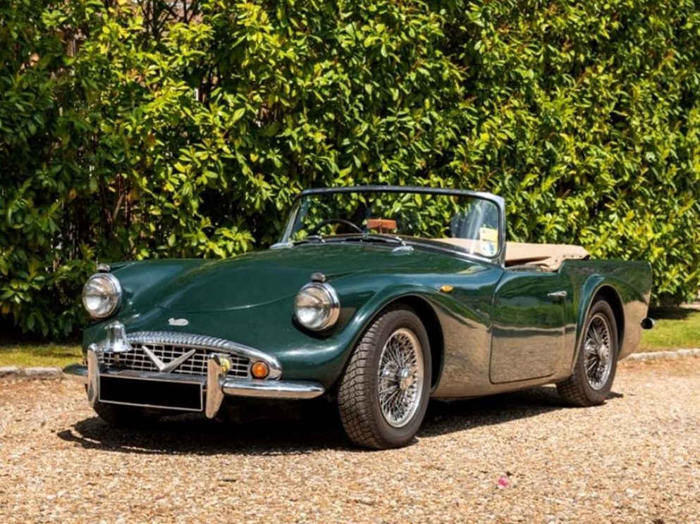 A fair cop: Ex-police Daimler Dart goes to auction with no reserve