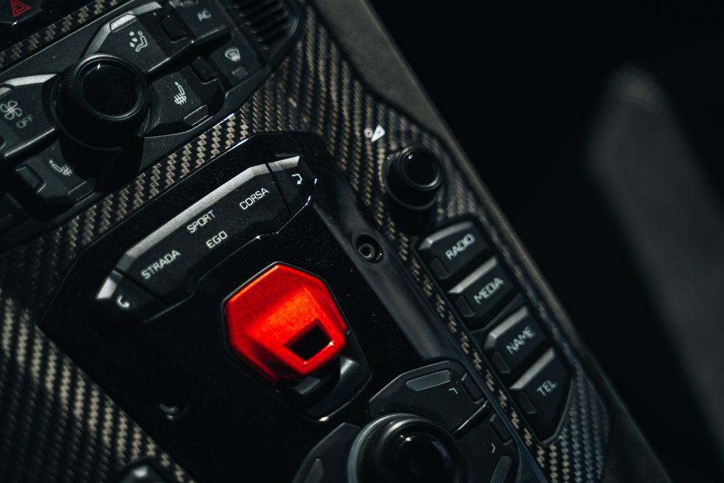 Lamborghini Aventador Ultimae interior 3