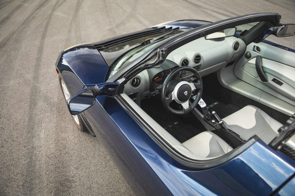 2010 Tesla Roadster-overhead cockpit