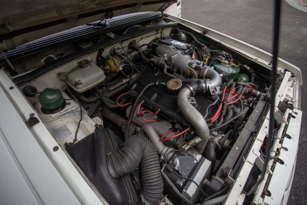 1987 Citroën BX 4TC engine bay