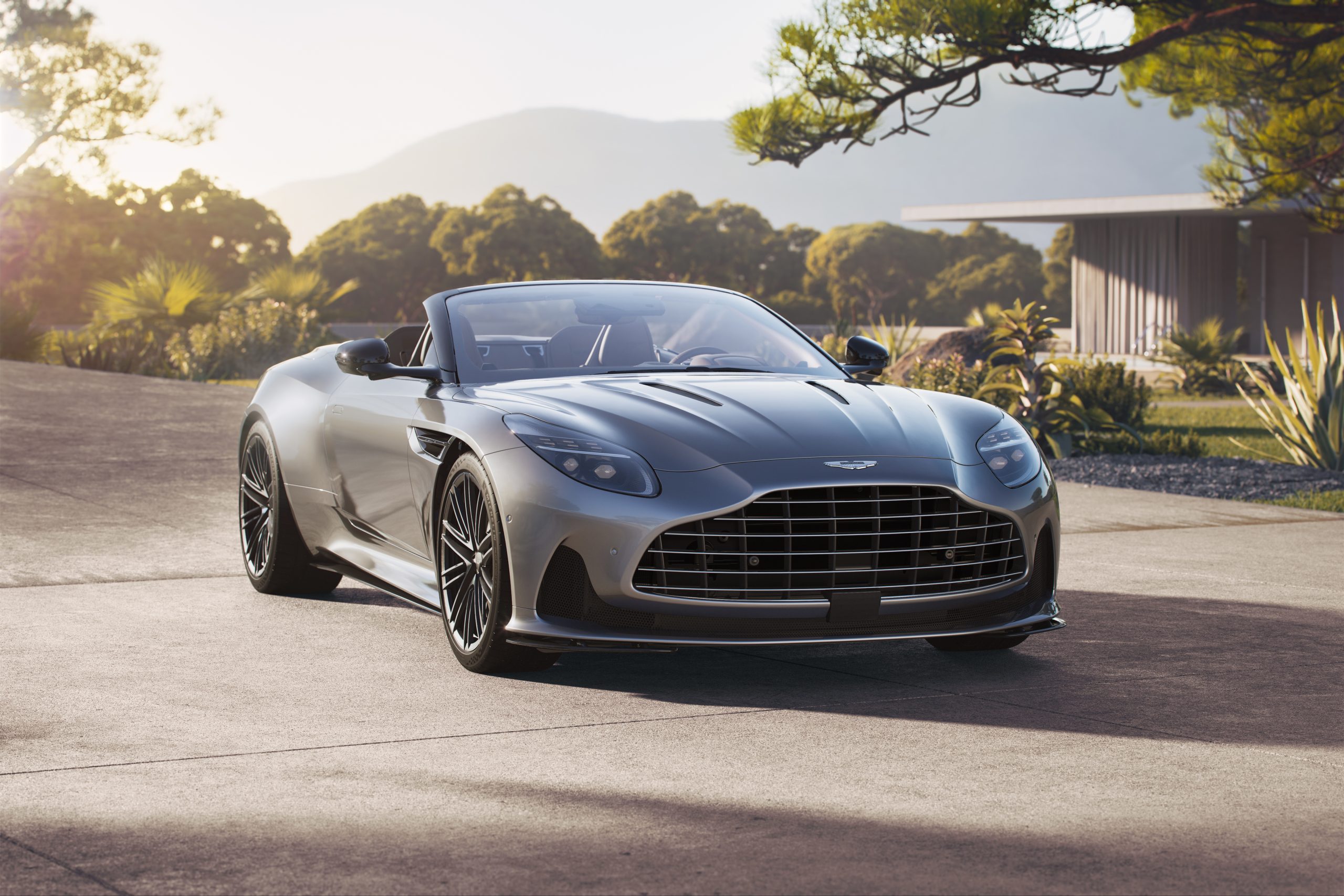 AstonMartinDB12Volante_3