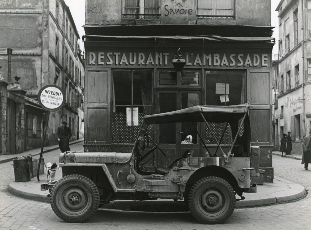 Jeep in Paris