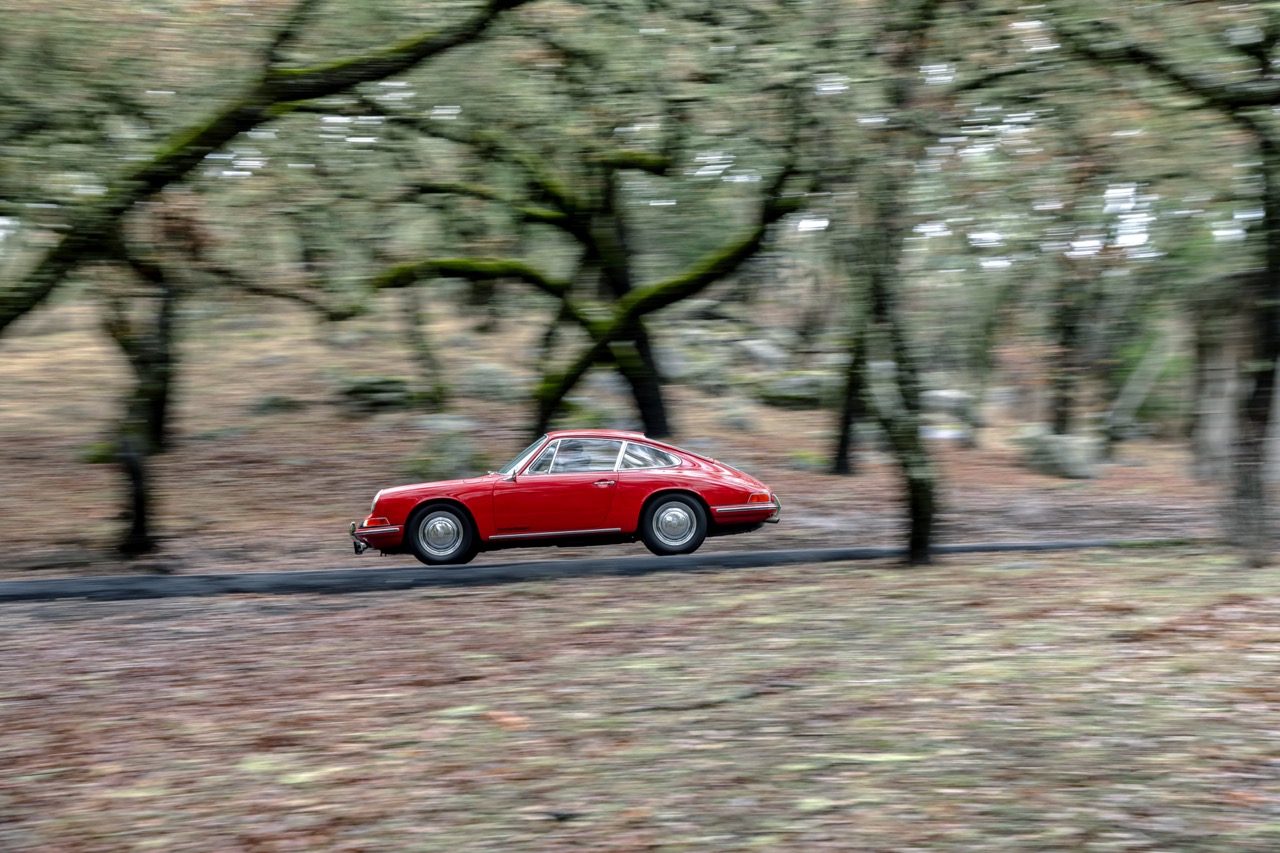 1964 Porsche 901-profile pan