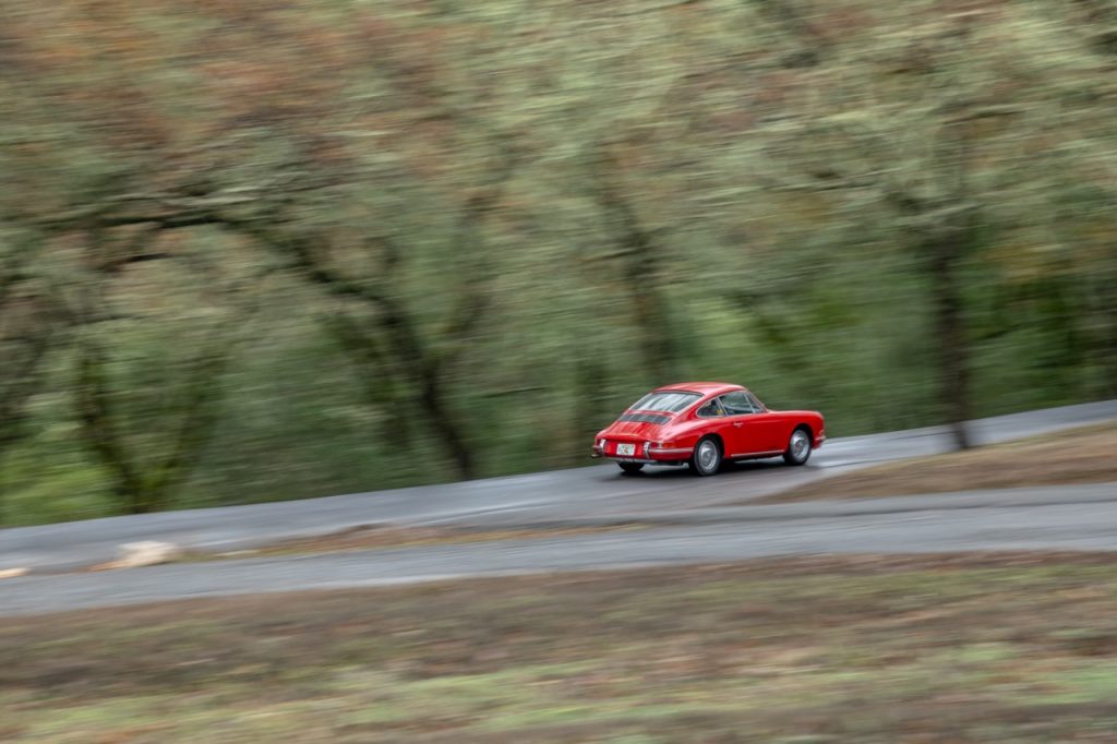 1964 Porsche 901-rear 3/4 pan