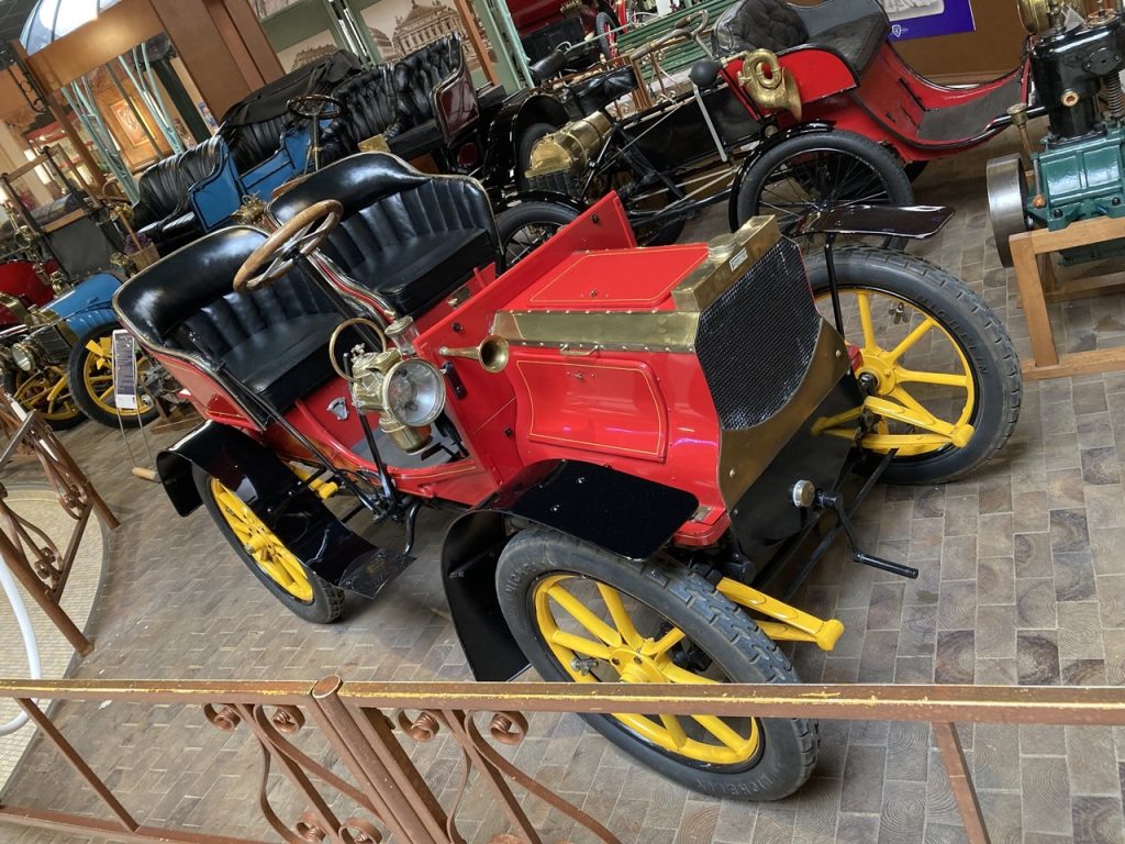 L'Aventure Peugeot Museum-Bebe