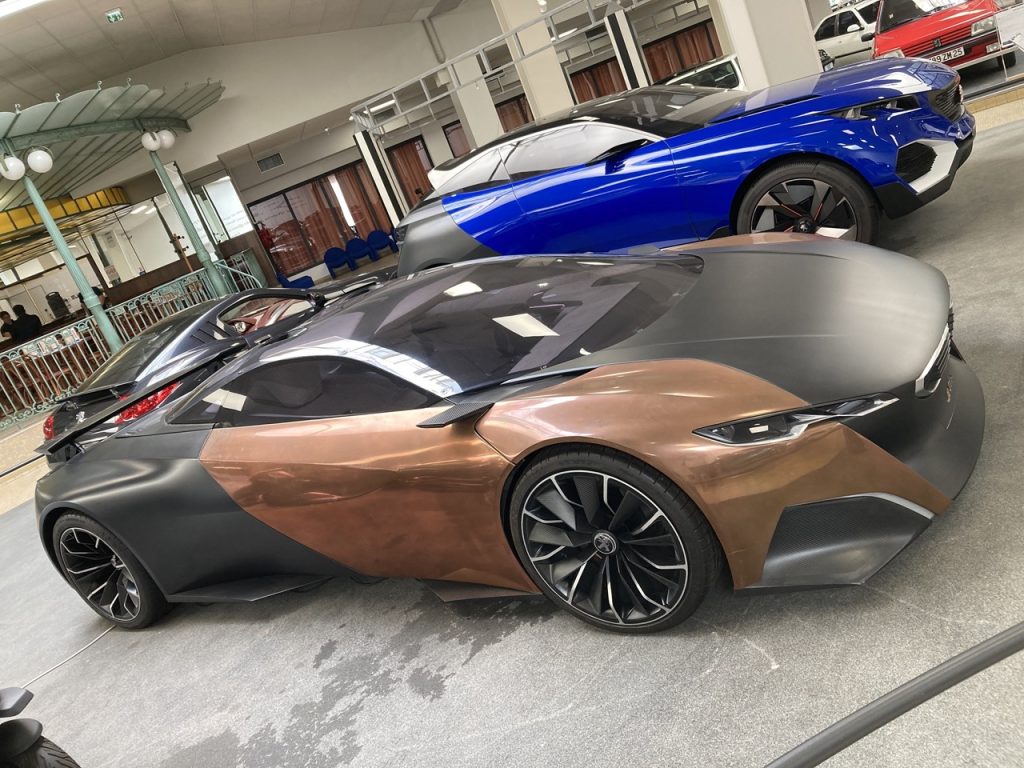 L'Aventure Peugeot Museum-onyx