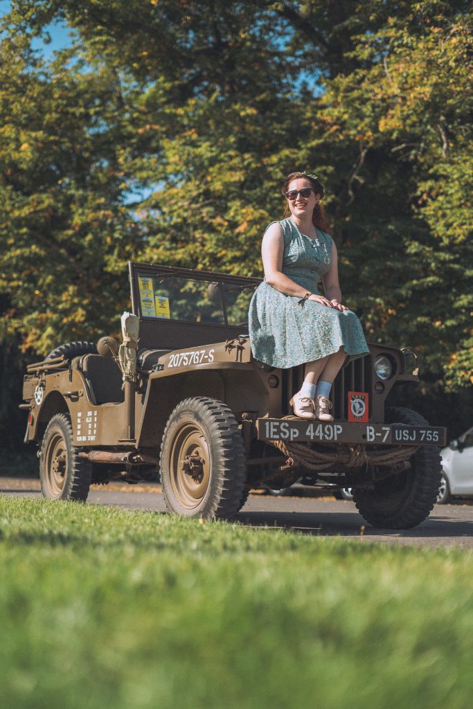 Goodwood revival woman fashion jeep