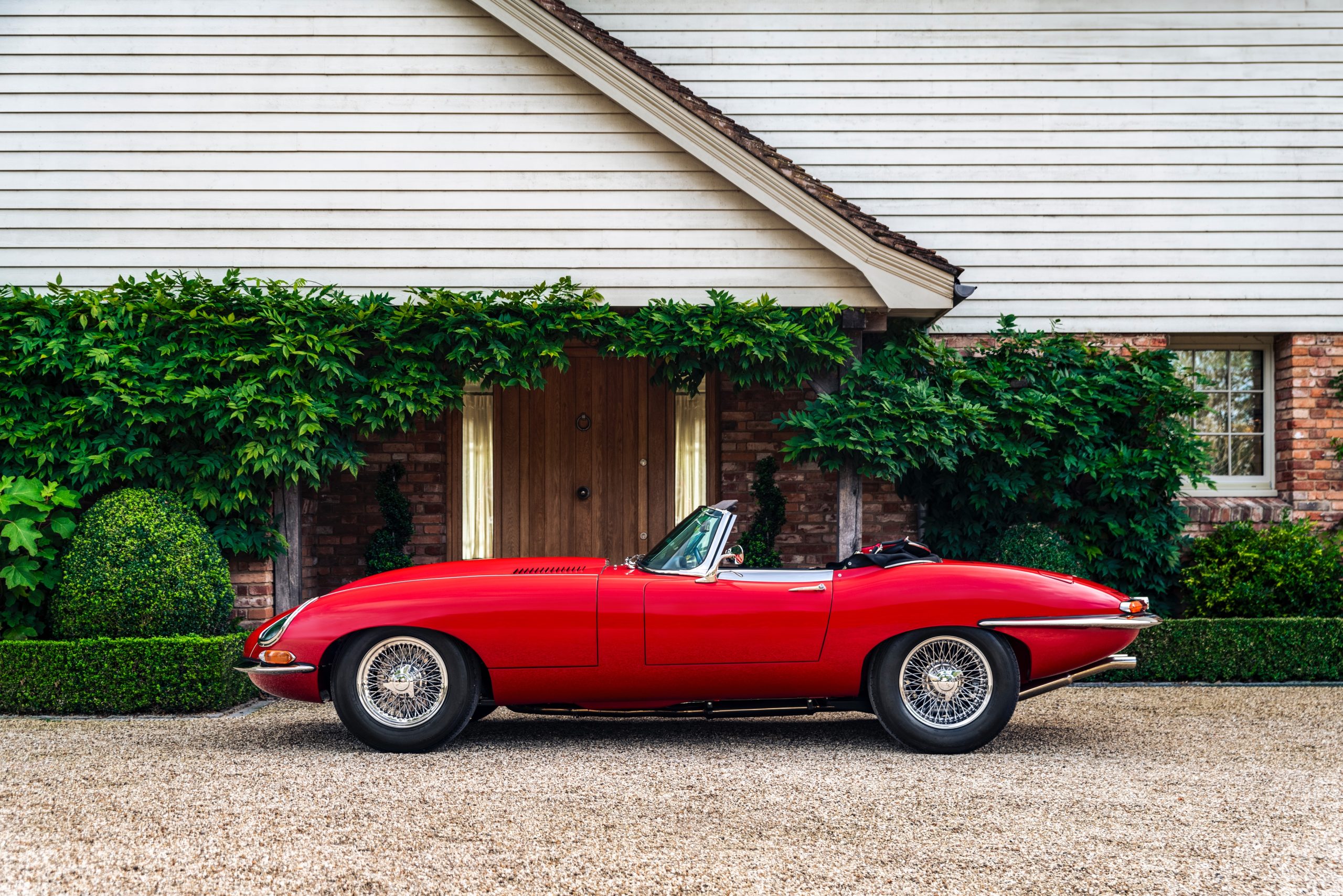 Helm E-Type Roadster 4