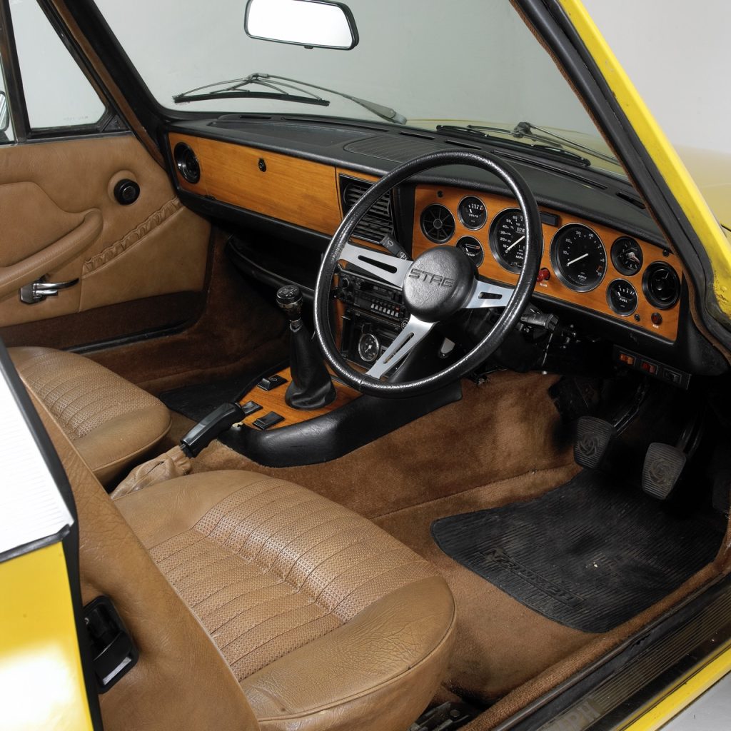 Triumph Stag interior