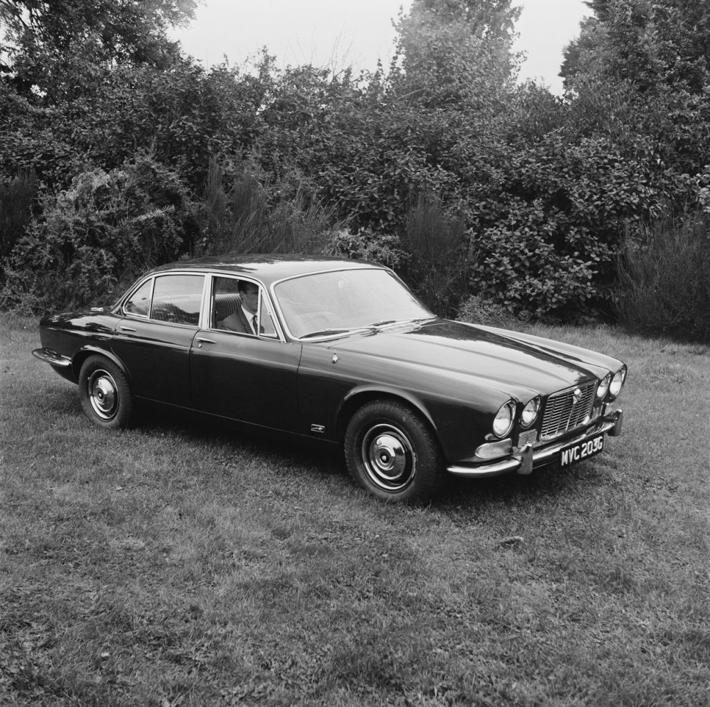 Jaguar XJ6