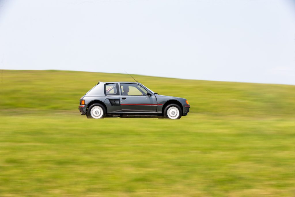 Peugeot rally car track action