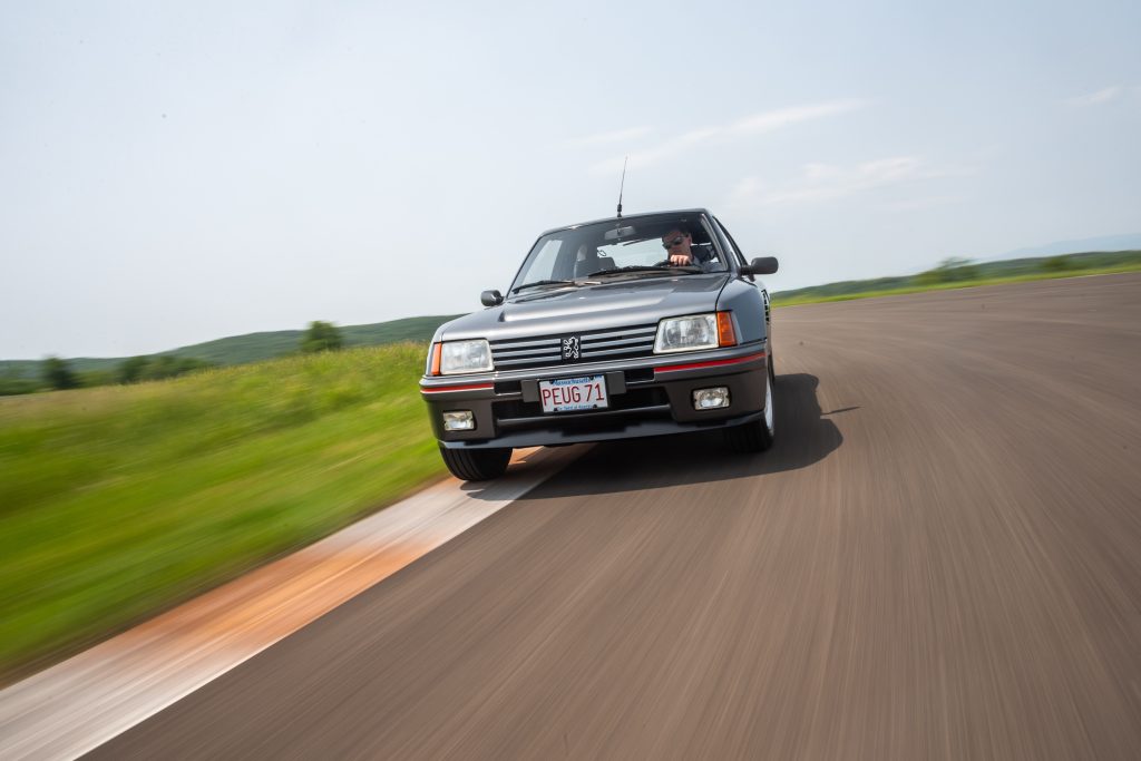 Peugeot rally car track action