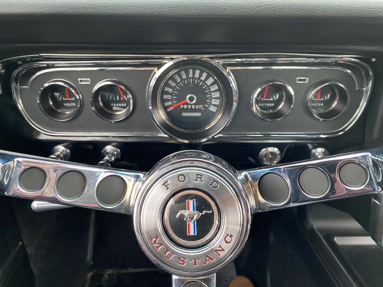 1965 Ford eMustang Alan Mann Racing gauges