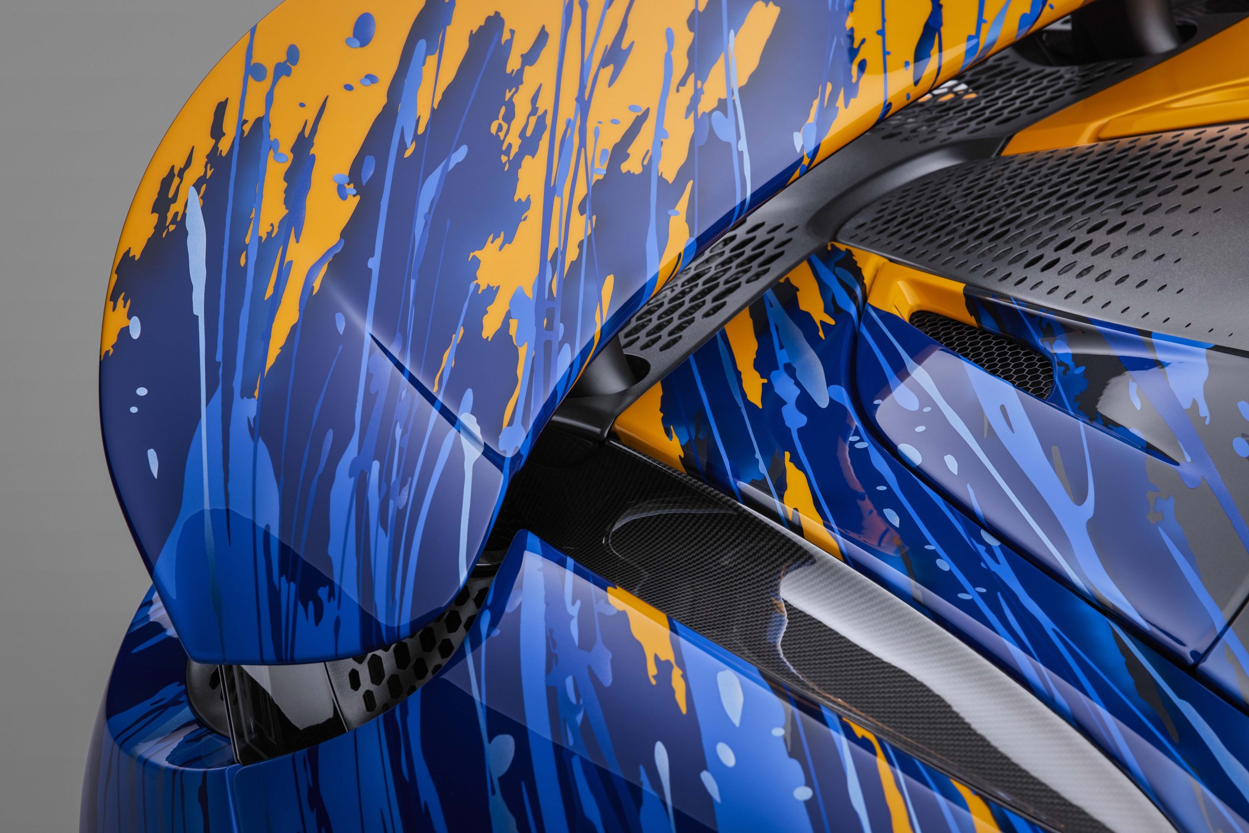 McLaren_TripleCrown_ArtCar_detail 4