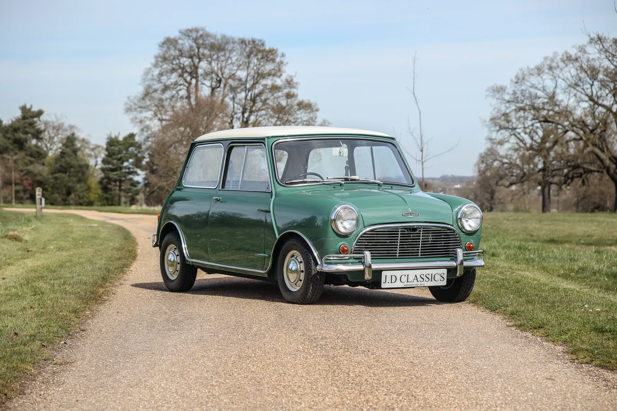 1965 Mini Cooper S front 3-4