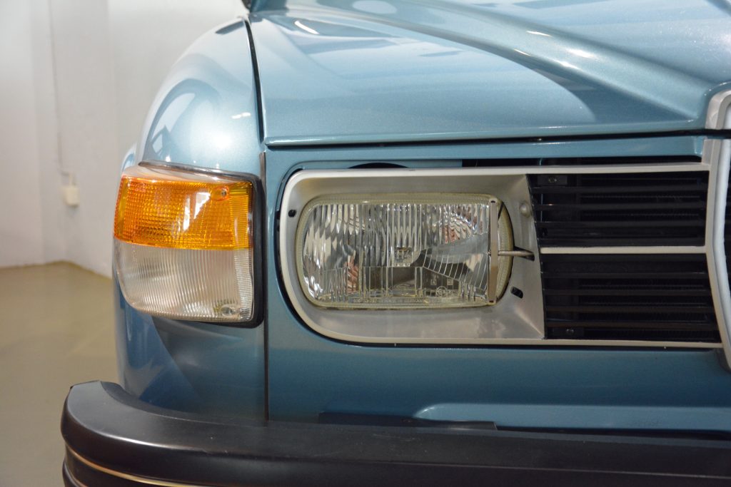 Saab 96 headlight