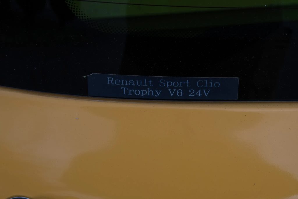 Renault Clio V6 number plate